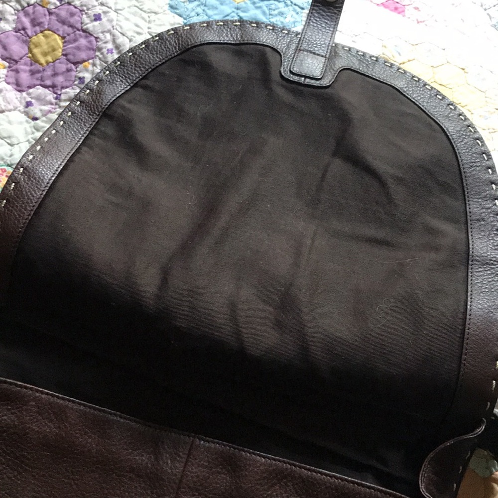Gorgeous Nicole Miller brown saddle bag - Picture 5 of 6